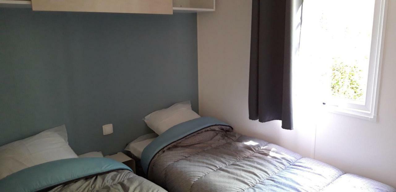 Les Acacias Hotel Vercheny ภายนอก รูปภาพ